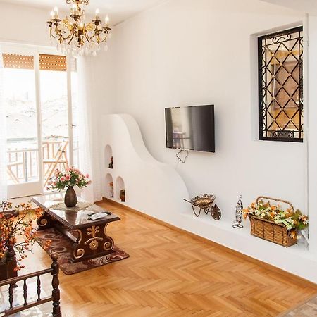 Beautiful Apartment In Pagkrati -Gtd95601 Афины Экстерьер фото